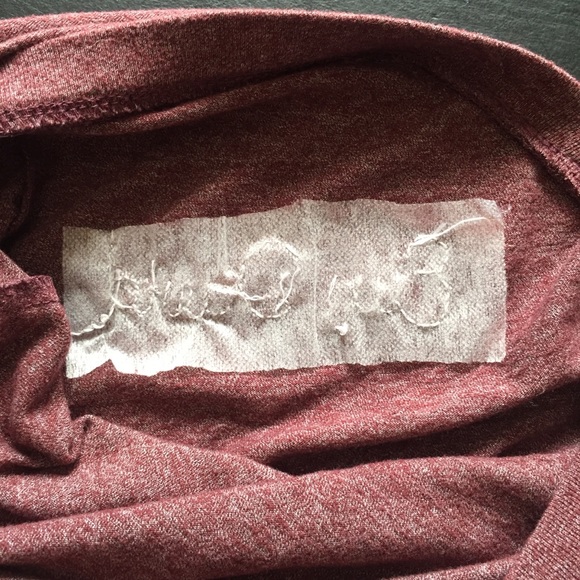 Mossimo small Schitt’s Creek “Ew, David” tee - Picture 5 of 5